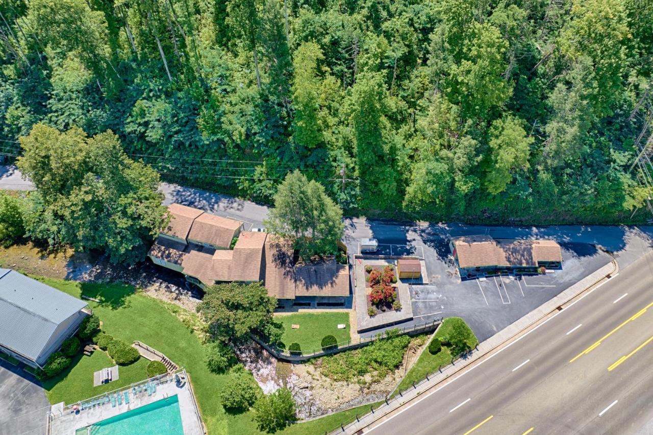 Newly Remodeled Motel In Gatlinburg! מראה חיצוני תמונה